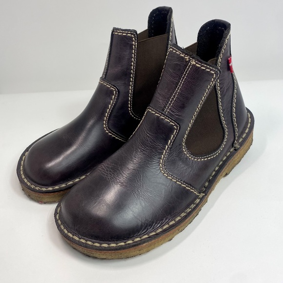 Duckfeet Shoes - Duckfeet Roskilde Leather Slip On Chelsea Boot SZ 37 6.5 7